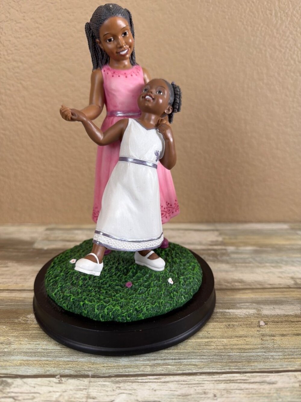 2 X United Treasures "Sisters Forever" Figurines African American Decor 1990s - Picture 3 of 16